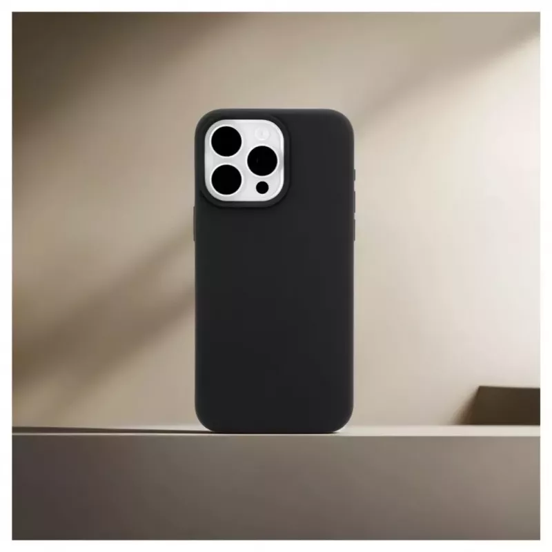 Evelatus Capa de silicone Premium MagSafe Soft Touch para Apple iPhone 13 Pro Max preta