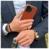 Capa Evelatus em pele genuína para Apple iPhone 14 Pro com MagSafe castanho