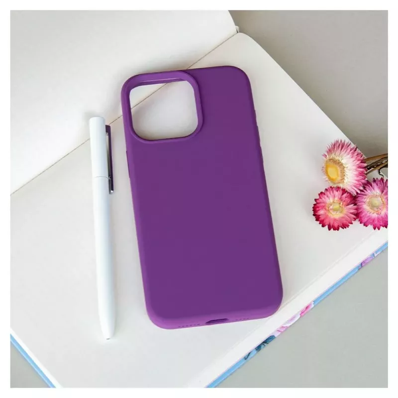 Capa de silicone Premium Soft Touch Evelatus para Apple iPhone 15 Pro Max roxo profundo