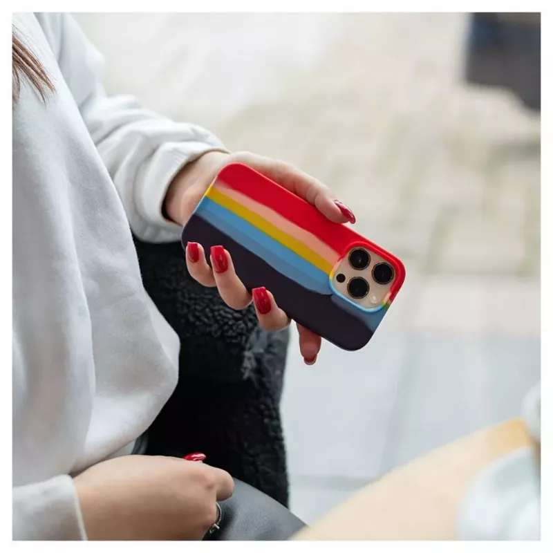 Evelatus Capa de silicone para Apple iPhone 15 Pro Max multicolor arco-íris