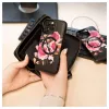 Capa em pele Evelatus para Apple iPhone 15 Pro com design de fecho flor preta