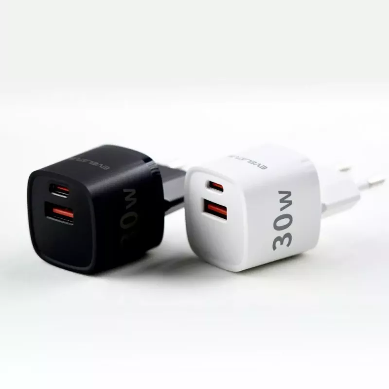 Evelatus Carregador EU 30W Max USB-A e USB-C branco