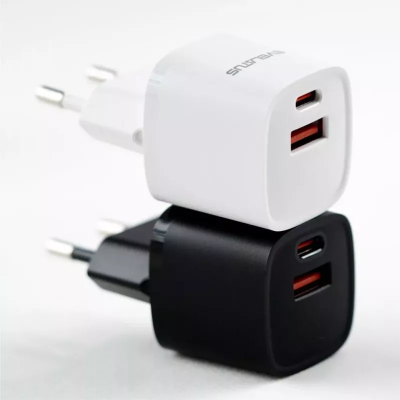 Evelatus Carregador EU 30W Max USB-A e USB-C preto