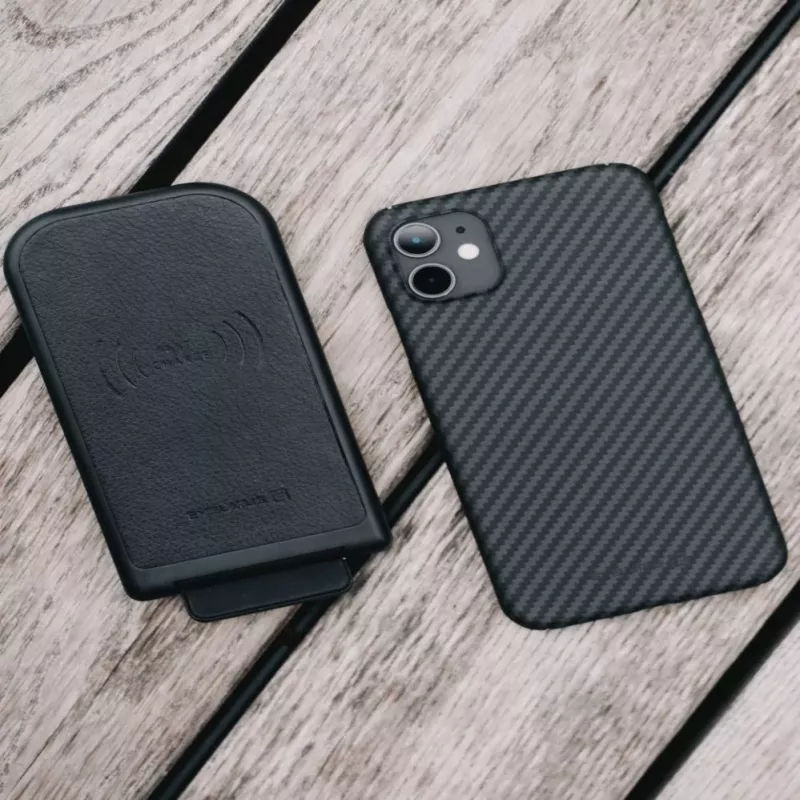 Evelatus Apple iPhone 11 Pro Max capa Premium Carbon ECCI11 preto