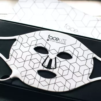 RIO FCLT2-BOT-EU/1.1 Facelite2 Aparelho de depilação IPL com adaptadores internacionais (US, EU, UK, CH)