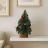 LEAN Árvore de Natal decorativa em tronco com bagas vermelhas e pinhas, 38 x 15 cm