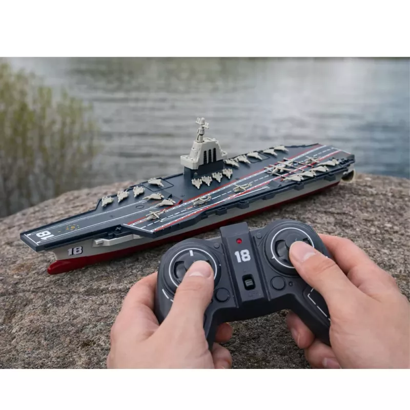 LEAN TOYS Porta-aviões militar com controlo remoto RC barco 1:1000