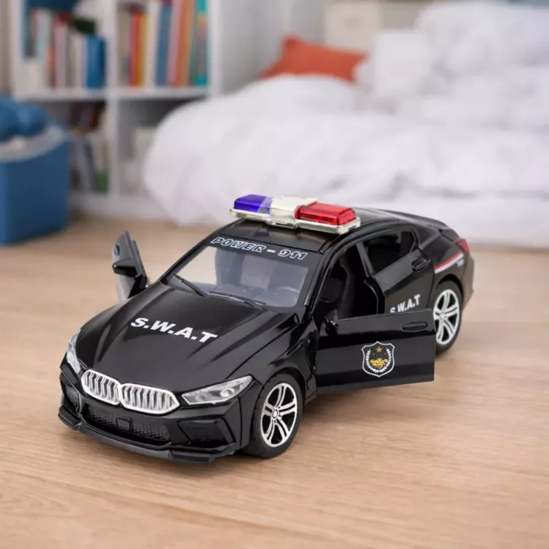 LEAN TOYS Carro SWAT unidade especial portas de abrir tração luzes sons preto