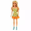LEAN TOYS Boneca Anlily em vestido amarelo com gatinho, móveis de jardim, chapéu de sol acessórios