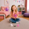 LEAN TOYS Boneca de moda Anlily em vestido rosa, cão branco, bolsa, conjunto de óculos