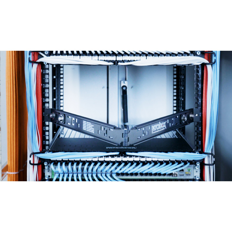 PATCHBOX Setup.exe Ferramenta de montagem em rack para dispositivos de 19 polegadas, preto