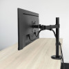 ACT AC8361 Braço para monitor 17-34 polegadas, mola a gás, fixação por grampo e passagem de cabo na mesa, VESA 75/100, preto