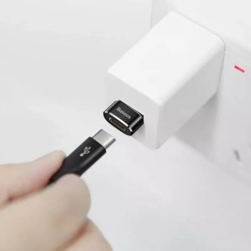 Adaptador conversor Baseus ficha USB para conector fêmea USB-C preto