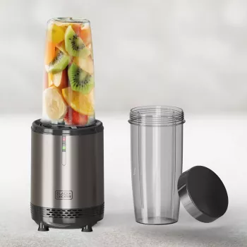 Batedeira pessoal BLACK+DECKER ES9120160B 1000W com 2 garrafas Tritan de 600ml e tampas de viagem