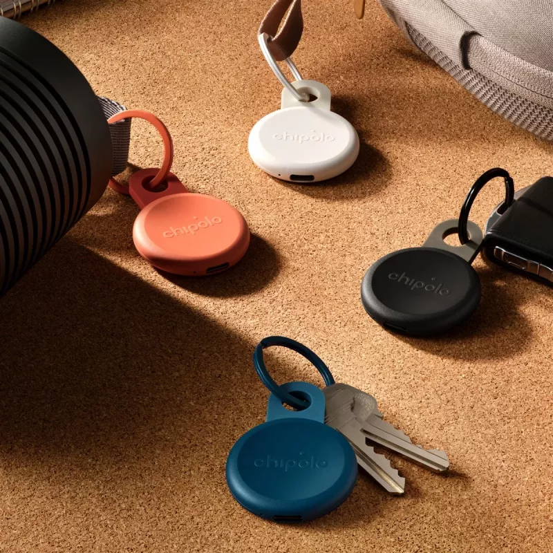 Chipolo LOOP – rastreador Bluetooth recarregável com laço de silicone para iOS e Android, pack de 4 (Charcoal, Chalk, Navy, Coral)