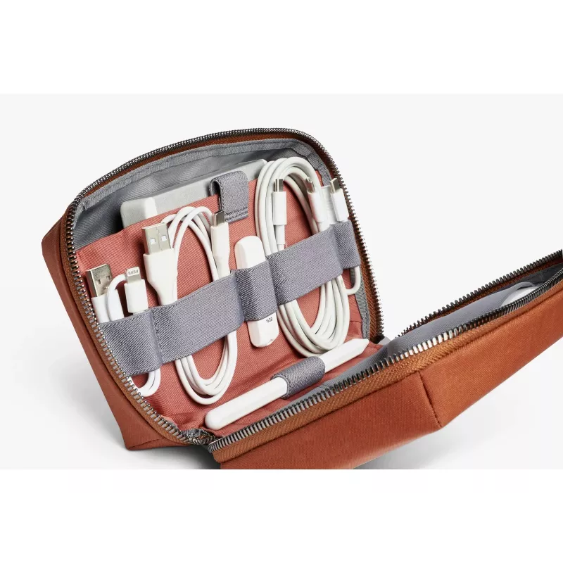 Bellroy Tech Kit - Organizador de Acessórios Tecnológicos (Bronze)