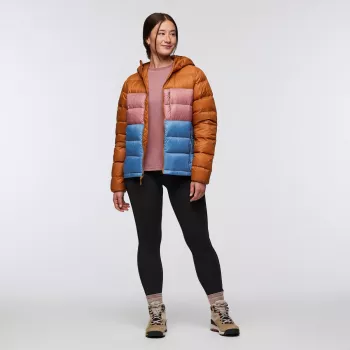 Casaco de penas com capuz Cotopaxi Fuego Max para mulher - Sienna/Fjord - tamanho S