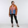 Casaco de penas com capuz Cotopaxi Fuego Max para mulher - Sienna/Fjord - tamanho S