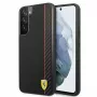 Capa rígida Ferrari FESAXHCS22MBK para S22+ S906 preta On Track Carbon Stripe