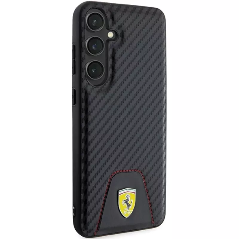 Capa rígida Ferrari FEHCS24MN3PUK para Samsung Galaxy S24+ (SM-S926) - Carbon Stitched Bottom - preta