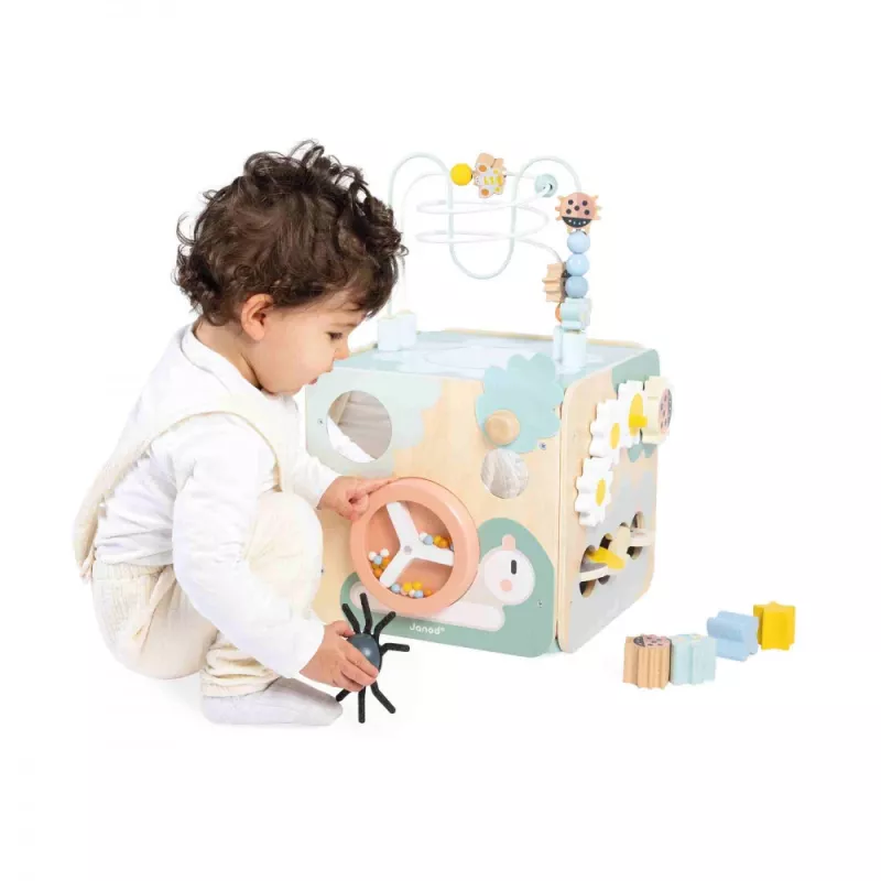 Janod Sweet Cocoon Cubo multiatividades com labirinto de contas, encaixe de formas, ábaco, engrenagens, elementos deslizantes, blocos giratórios, jogo de empilhar - Madeira certificada FSC, cores pastel, idade dos 18 meses aos 3 anos