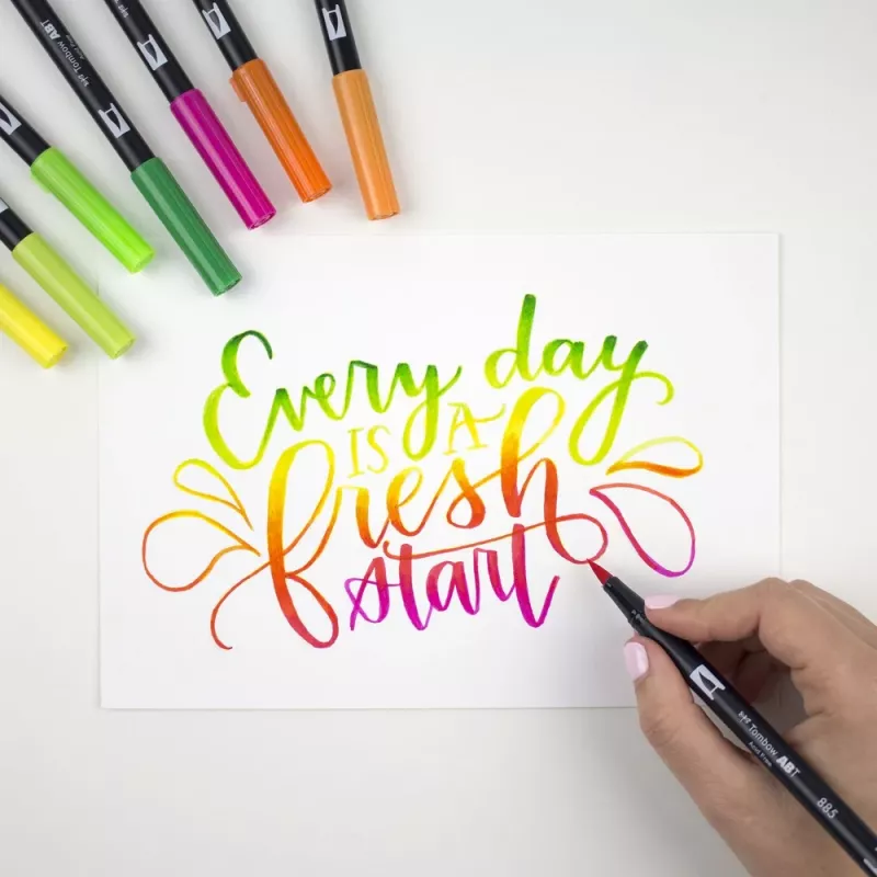 Tombow ABT-6P-4 Conjunto de Dual Brush Pen - 6 canetas - ponta fina e ponta pincel - multicolorido - redondo