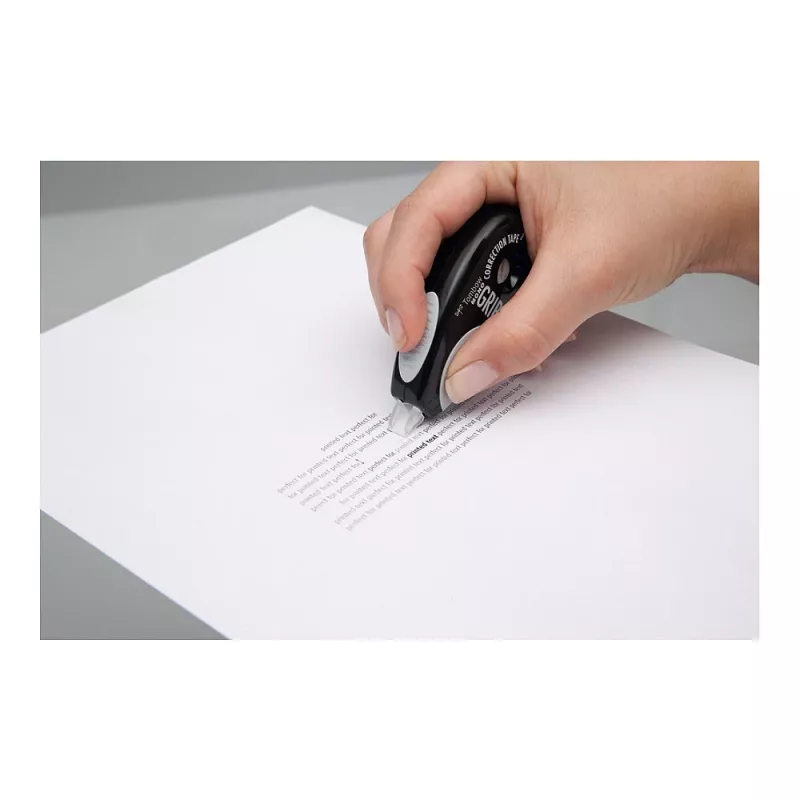 Corretor de fita Tombow Grip CT-CD5C11 5 mm x 10 m preto/branco
