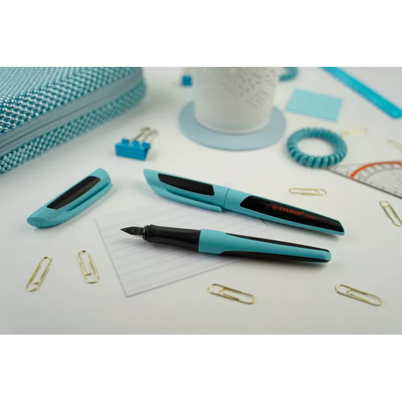 STABILO Flow Sporty caneta de tinta permanente azul-claro/preto M Medium