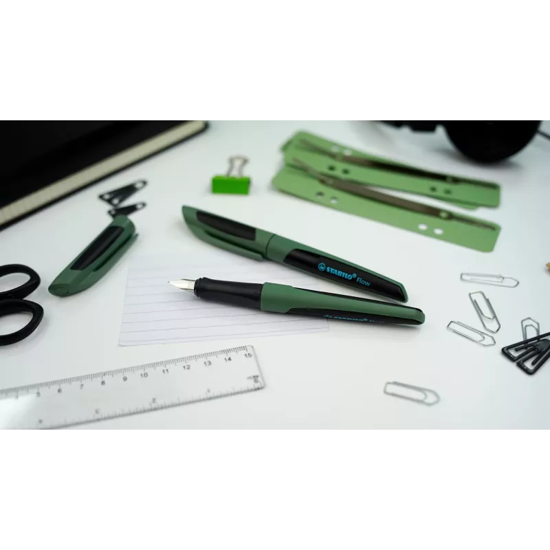 STABILO Flow Sporty caneta de tinta permanente aparo M preto/verde-azeitona