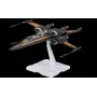 Revell Star Wars Bandai Poe's X-Wing Fighter (escala 1:70) Kit de montagem em plástico Build & Play com luz e som