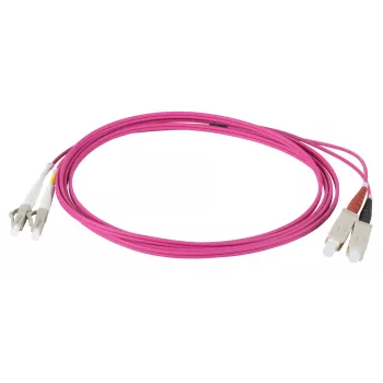 EFB Elektronik IPL-DR-LCUSCU-4-0750 Cabo de patch de fibra ótica, 7,5 m, OM4, LC para SC, Duplex, LSZH