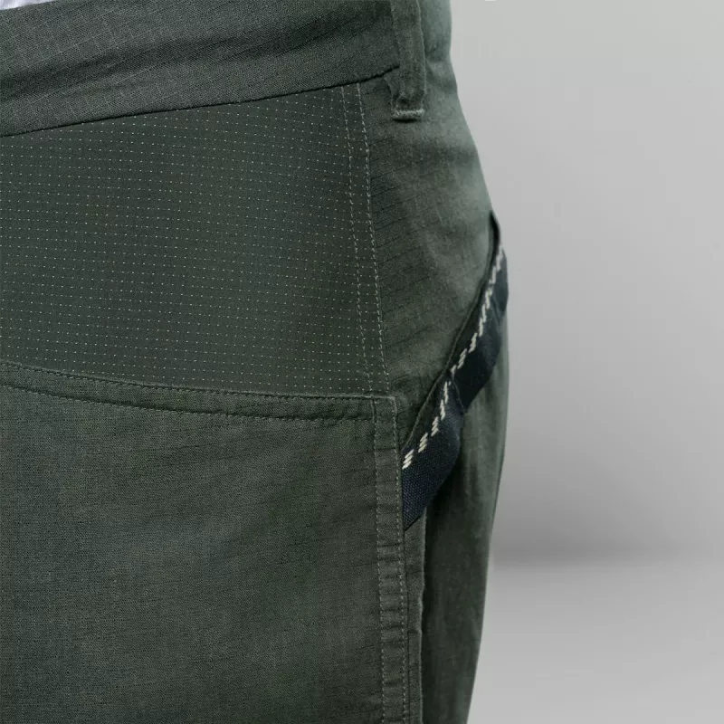 Salewa Agner Hemp Ripstop Calções - Dark Olive - tamanho L