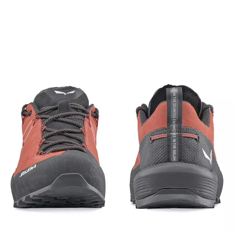 Sapatos de aproximação de mulher Salewa Wildfire Leather 2 GTX - Etruscan Red/preto, EU 40.5