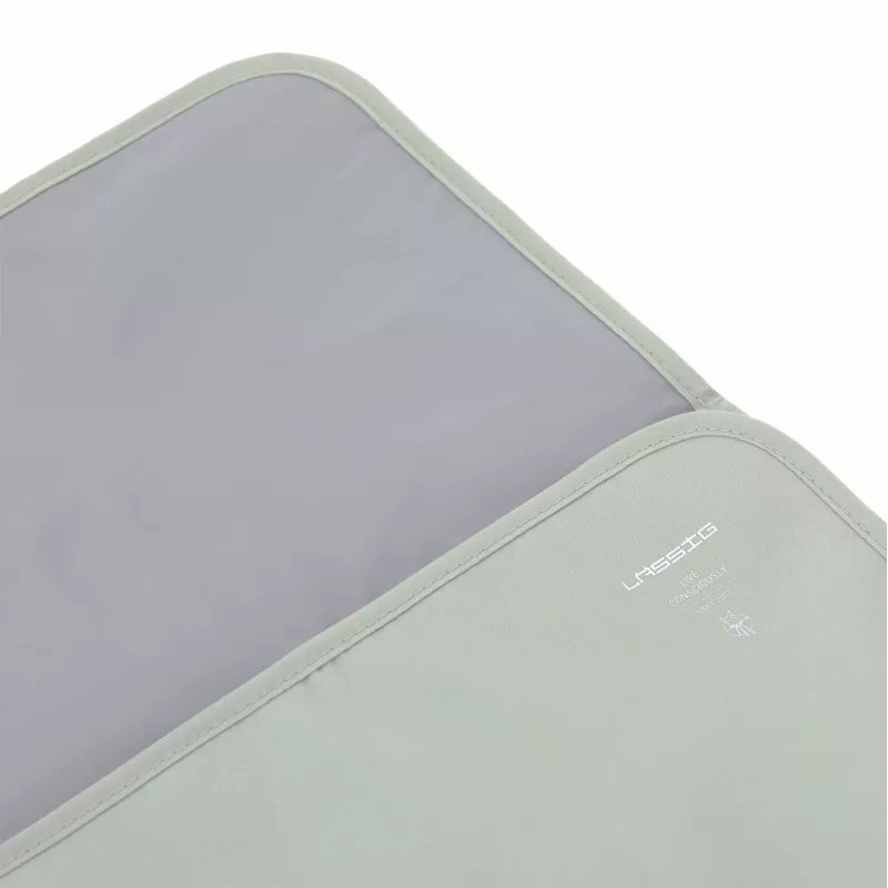 Bolsa de fraldas Lassig Green Label, Leo, 18 x 2,5 x 25,5 cm, com muda de fraldas impermeável, poliéster reciclado, Light Khaki