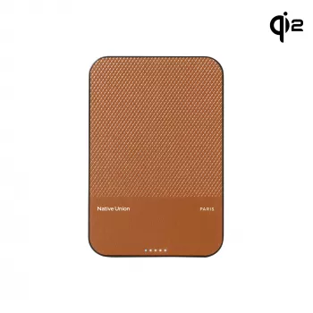 Bateria externa Native Union (Re)Classic Qi2 - bateria externa magnética 5000 mAh compatível com MagSafe e Qi2, cabo USB-C para USB-C 15 cm incluído (Tan)