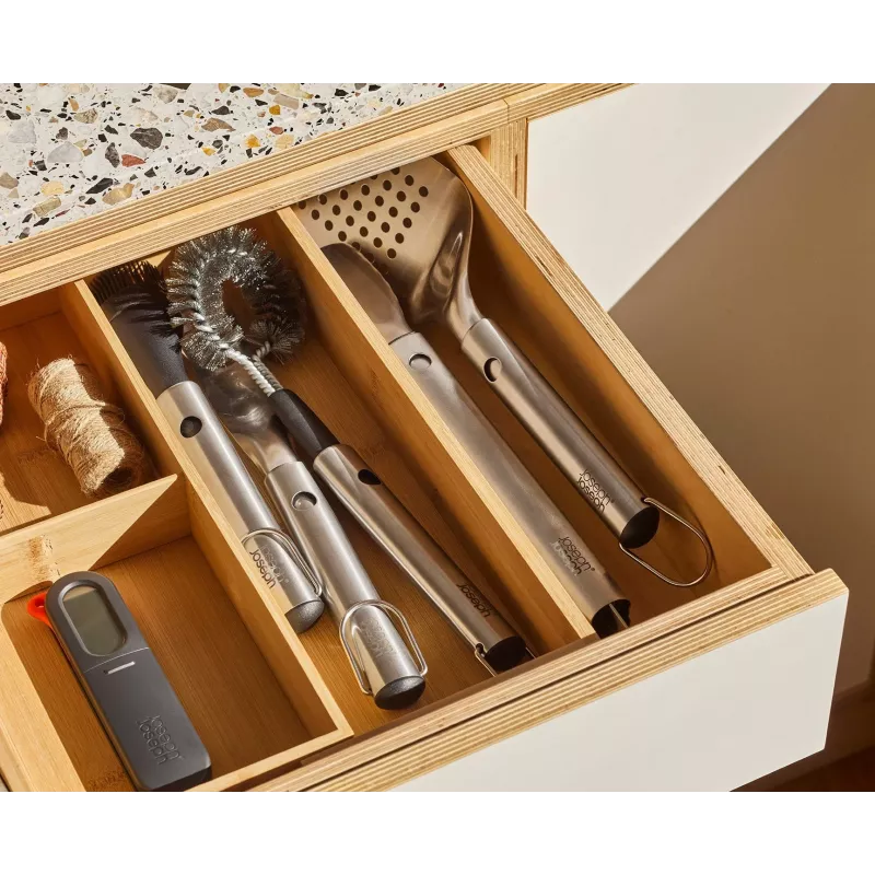 Joseph Joseph GrillOut conjunto de 4 utensílios de churrasco em aço inoxidável com caixa de arrumação