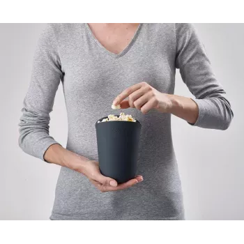 Conjunto para fazer pipocas no micro-ondas de 2 peças Joseph Joseph M-Cuisine laranja