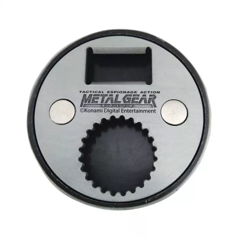 Abridor de garrafas magnético Fanattik Metal Gear Ration
