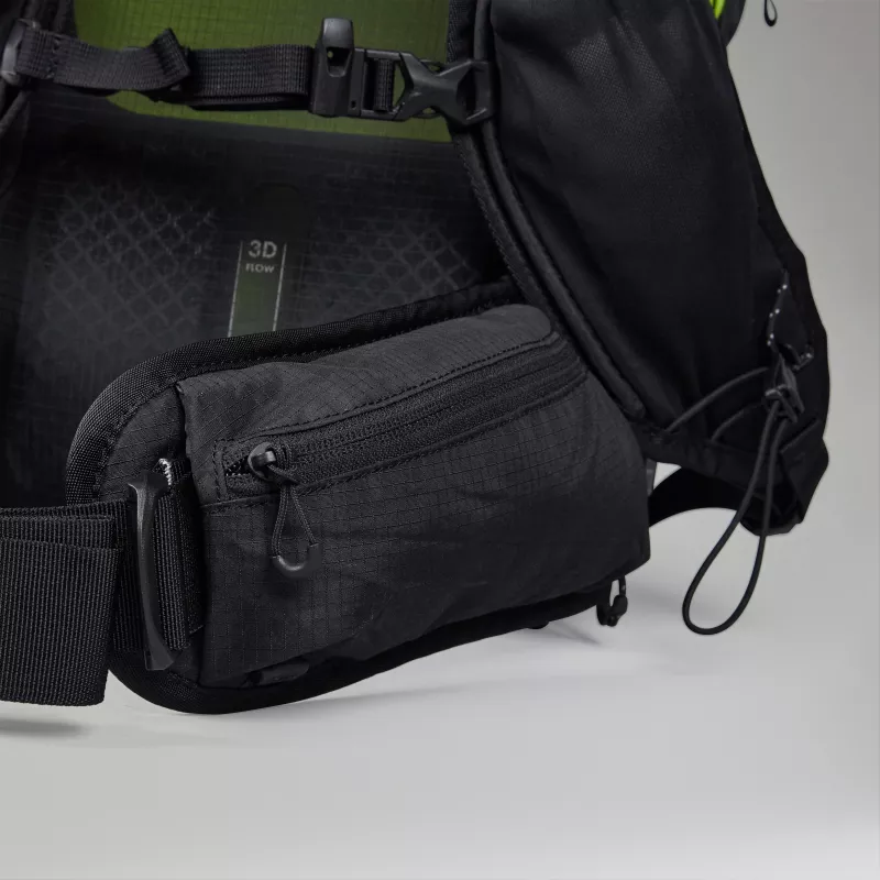 Mochila Berghaus 3D Freeflow 30+5L - Spark/Jet Black (Pequena)