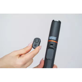 Tripé Newell M-Pod Pro com função de monopé e telecomando