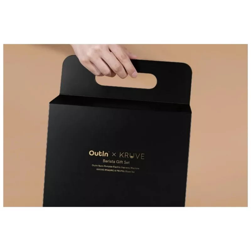 Conjunto de presente de cafeteira de espresso portátil OutIn Nano x Kruve preto/dourado