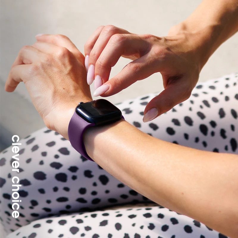 Crong Bracelete Desportivo de Silicone Líquido para Apple Watch 44/45/46/49 mm - Ameixa