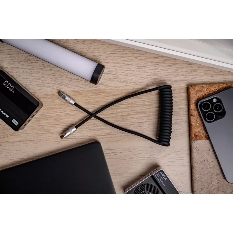 Newell Cabo USB-C para USB-C 100W 1,5m silicone espiral preto