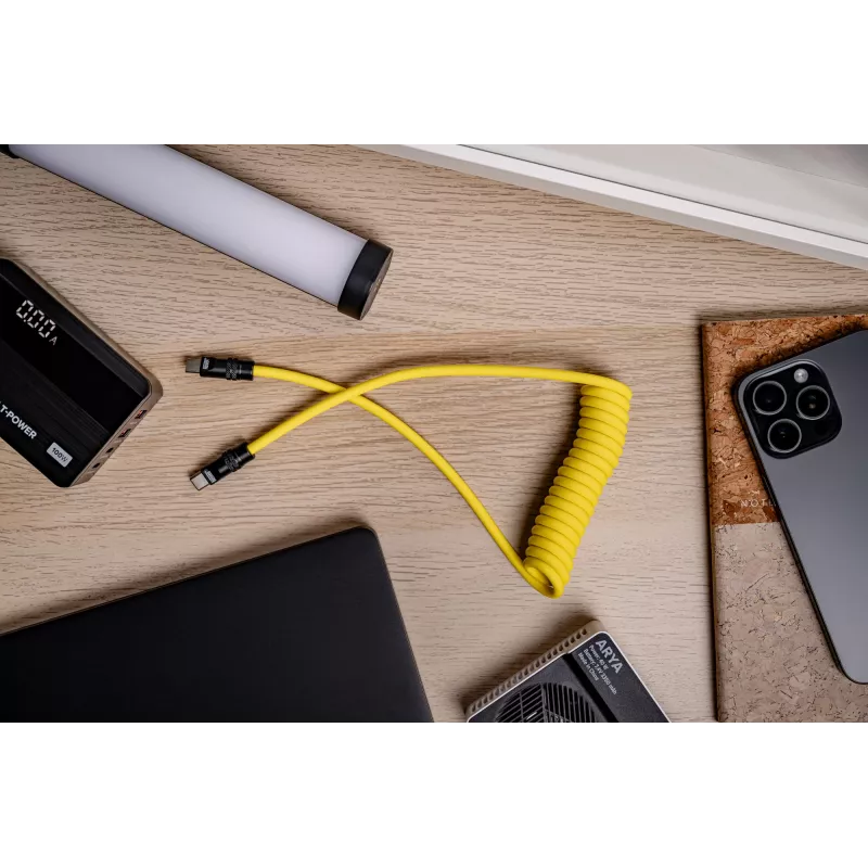 Newell Cabo USB-C para USB-C 100W, 1,5m, silicone, espiral, amarelo-preto