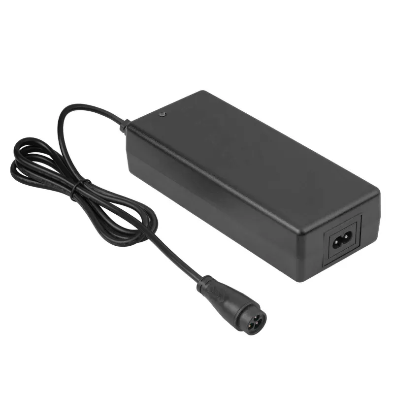 Akyga AK-EV-20 carregador para trotinete elétrica para baterias de iões de lítio 48 V (13S), 54,6 V, 2 A, 109 W, ficha LP16, 1,2 m