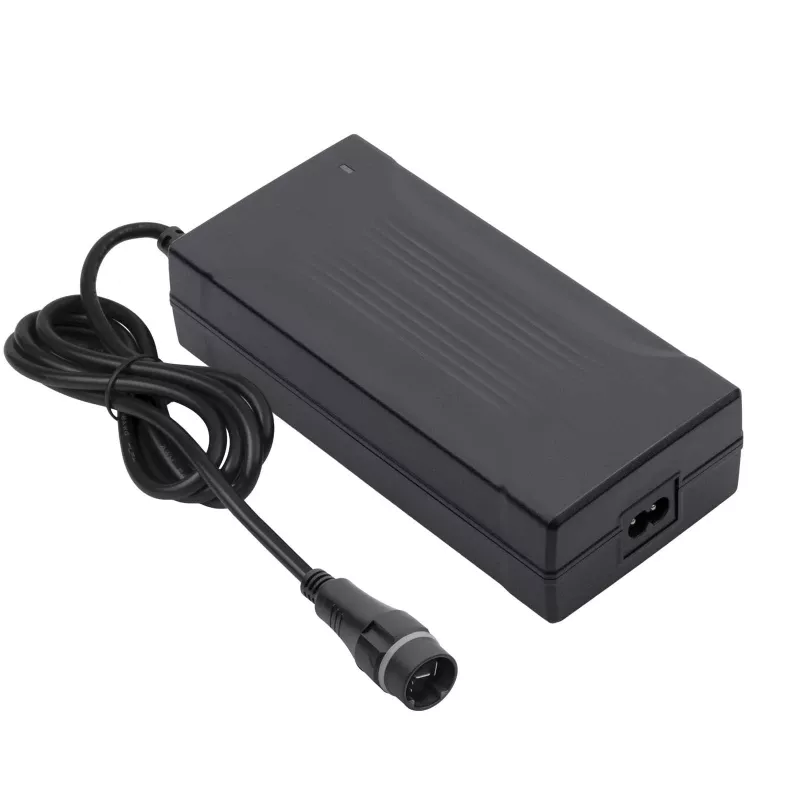 Akyga AK-EV-26 Carregador 42V/4A 168W Yamaha 1,2m