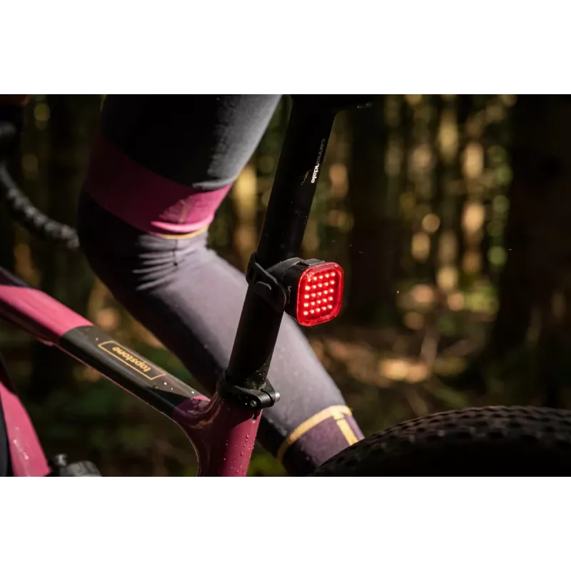 Vayox VAR60 Luz Traseira de Bicicleta 500mAh 60lm IPX6 Stop