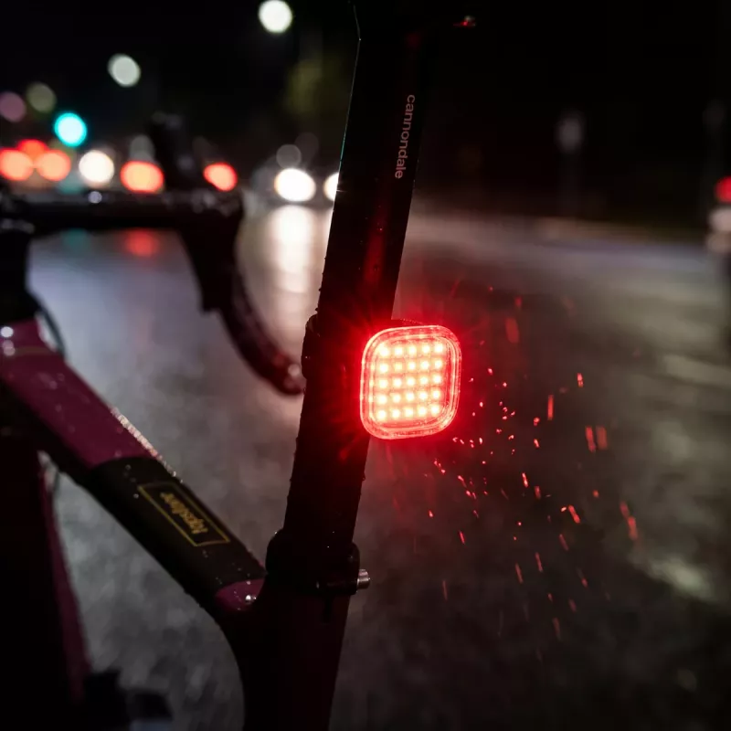 Vayox VAR60 Luz Traseira de Bicicleta 500mAh 60lm IPX6 Stop