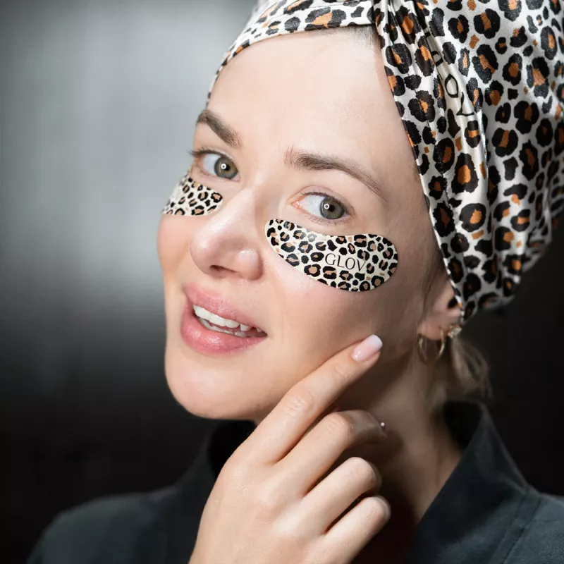 GLOV The Lazy Luxe Duo conjunto de patches reutilizáveis de silicone para os olhos e touca de dormir de cetim