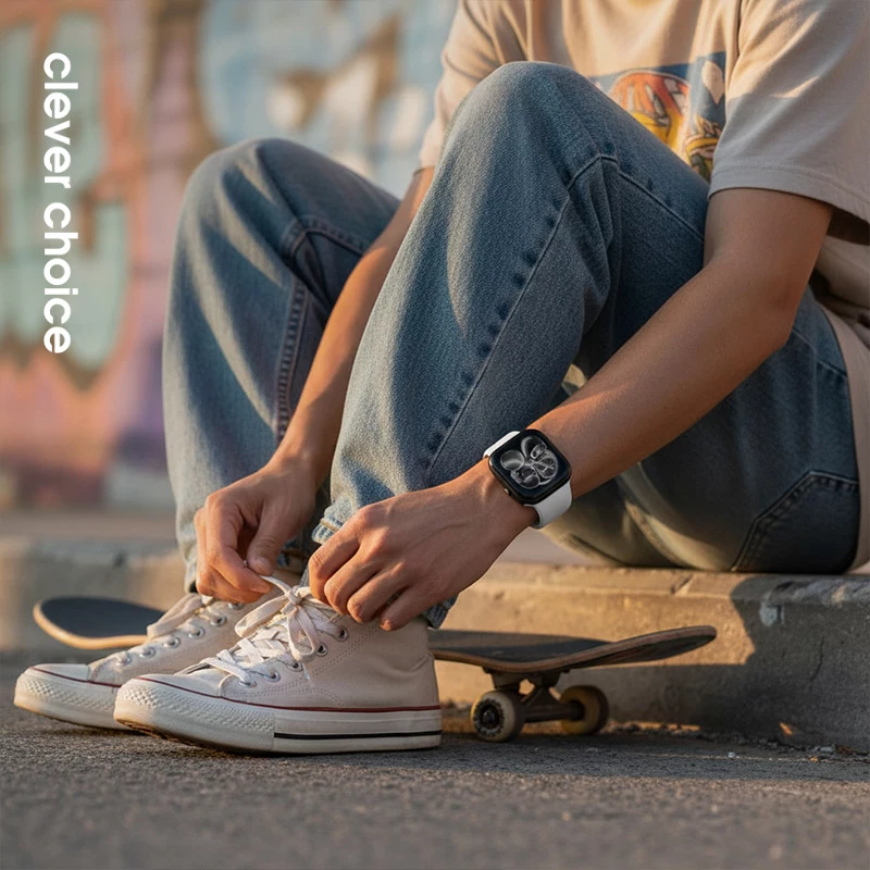 Crong Bracelete de silicone líquido para Apple Watch 38/40/41/42 mm (branco)